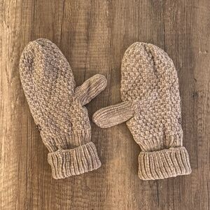 Cozy Knit Mittens in Taupe